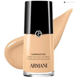 Armani Beauty Luminous Silk Natural Glow Blurring Liquid Foundation | 4 | NEW